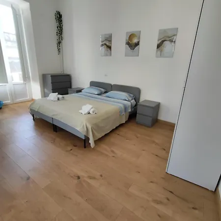 Appartamento Luxury House Napoli Esterno foto