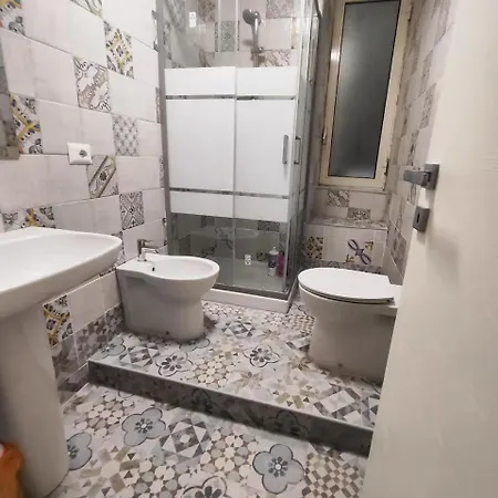 Appartamento Luxury House Napoli Esterno foto