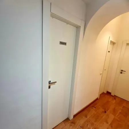 Appartamento Luxury House Napoli Esterno foto